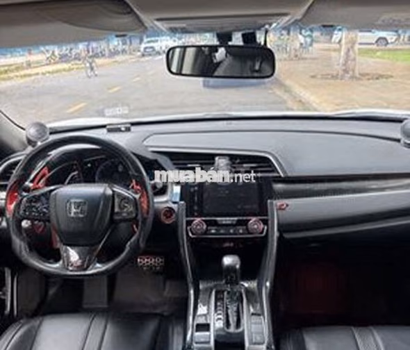 Honda civic 2018 bản 1.5 tubo