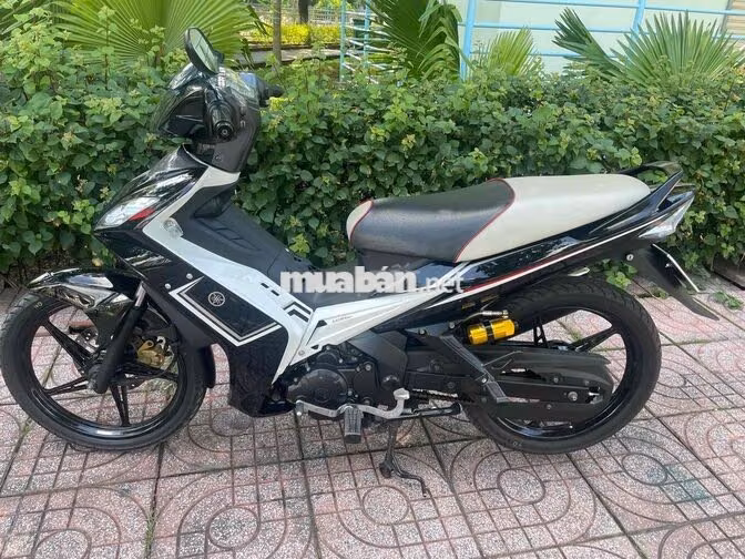 Yamaha Exciter 135 1s9a Đen trắng xuống áo
