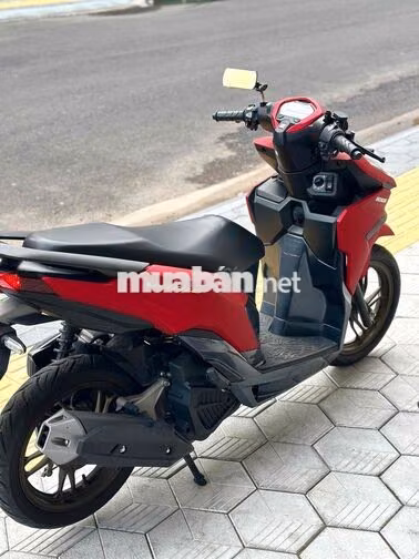 Honda Vario SMK 2024 Đỏ 7378 km