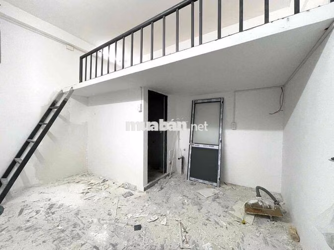 🔥PHÒNG GÁC GIÁ RẺ FULL NỘI THẤT MỚI KENG THUẬN TIỆN DI CHUYỂN TRUNGTÂM