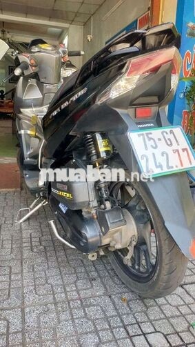 Honda Air Blade Đen Thể thao Xăng