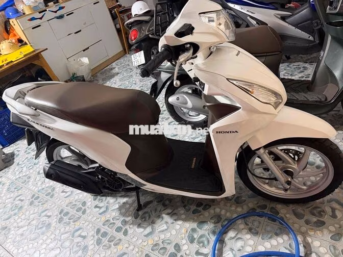 Honda Vision 2018 Trắng
