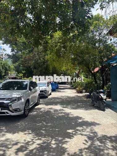 Cho thuê Biệt Thự bên sông đường thông, Gần Gigamaill P HiệpBinhf Cháh