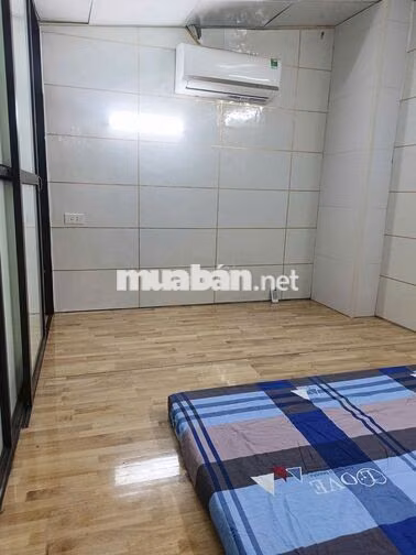CHO THUÊ NHÀ NGUYÊN CĂN - Mới Sửa - Đẹp - Sạch Sẽ - Ô Tô Đỗ Cửa.