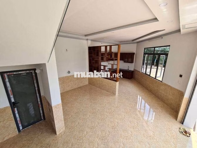 Cho thuê nhà góc 2 MT 163 Nguyễn Cơ Thạch