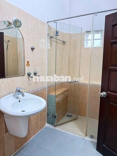 Cho thuê Biệt Thự bên sông đường thông, Gần Gigamaill P HiệpBinhf Cháh