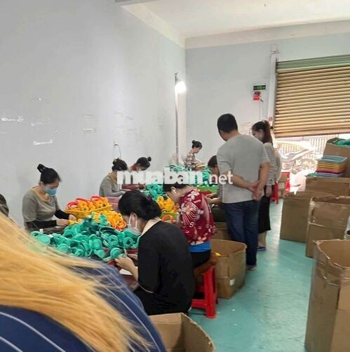Tuyển 10 LĐPT - Lương tuần Dĩ An