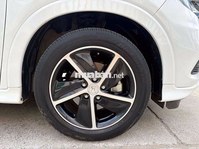 Honda HRV L 2019 Trắng 32.000 km