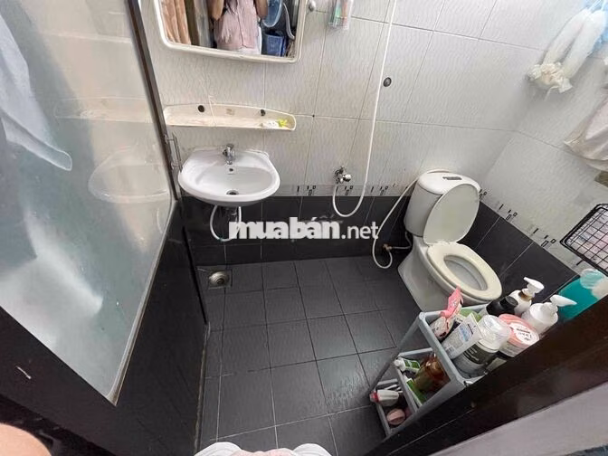PASS PHÒNG - ĐẦU T10 CÓ THỂ VÀO Ở