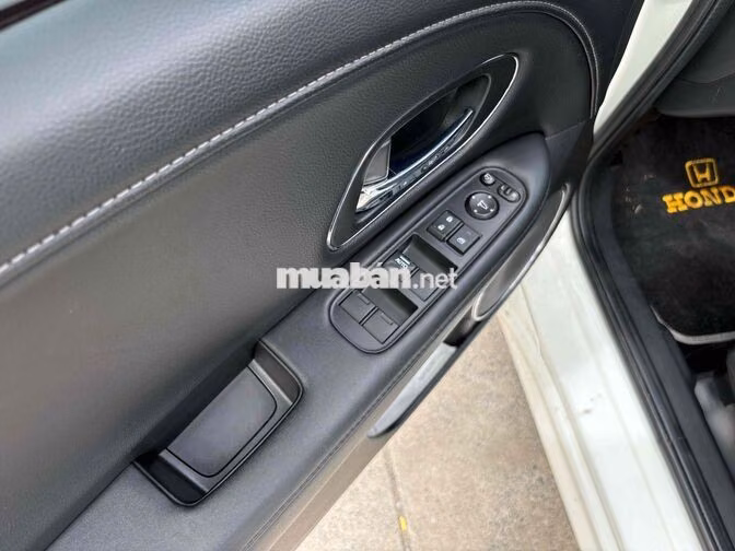 Honda HRV L 2019 Trắng 32.000 km