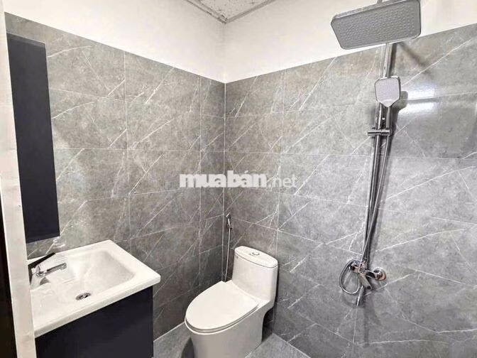 NHÀ GÓC 2 MẶT TIỀN - HẺM 327 Y MOAN