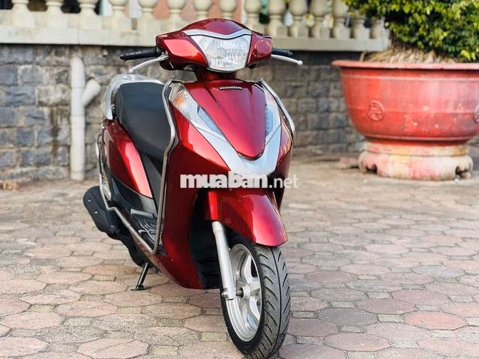 Honda Lead 125 2015 màu Đỏ xe đẹp như mới máy zin