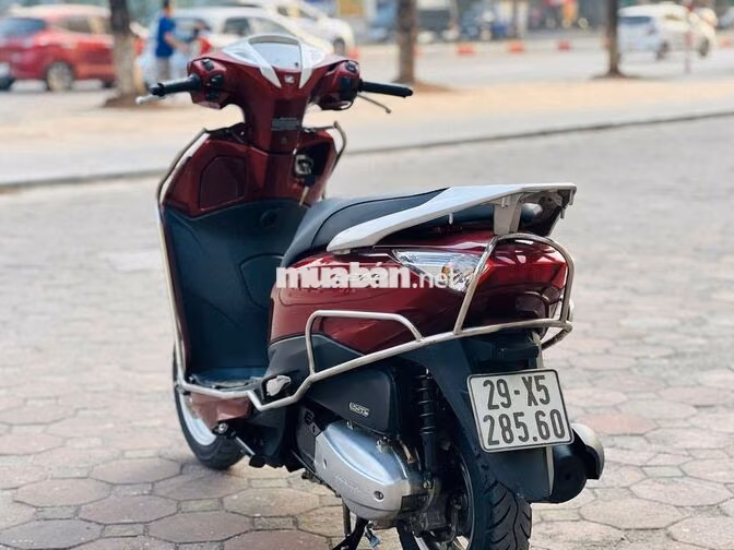 Honda Lead 125 2015 màu Đỏ xe đẹp như mới máy zin