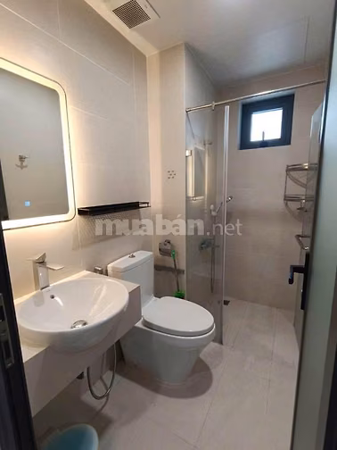 Chung cư Bàu Cát 2, 3PN, Ko nội thất 90m2, giá thuê 11,5 tr/tháng.