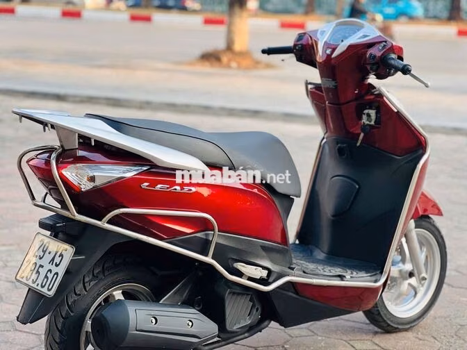Honda Lead 125 2015 màu Đỏ xe đẹp như mới máy zin