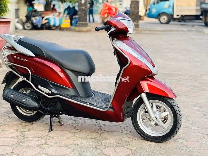 Honda Lead 125 2015 màu Đỏ xe đẹp như mới máy zin