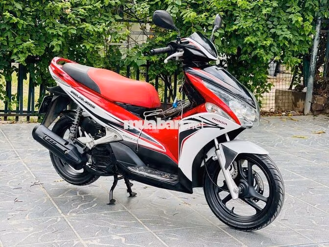 Honda Airblade 110 2012 Đỏ trắng đen xe đjep êm ái