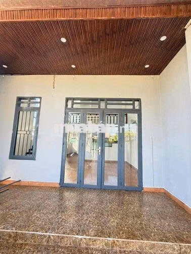 NHÀ GÓC 2 MẶT TIỀN - HẺM 327 Y MOAN