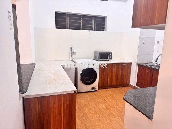 Cần bán nhanh căn hộ Khánh Hội 1, DT: 82m2 , 2PN, NTCB, giá chỉ 4.3ty
