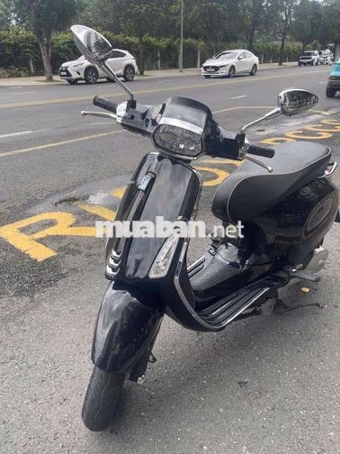 Vespa Sprint 125cc ABS 2022 Đen, Odo 9k Km