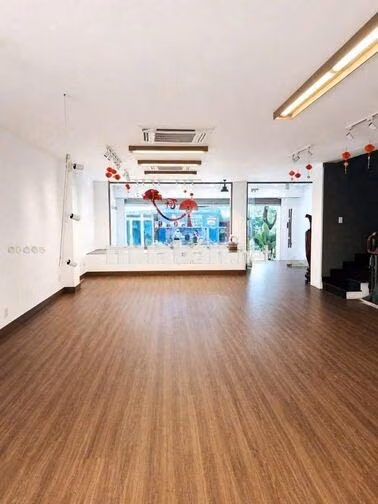 MẶT BẰNG KD PHAN XÍCH LONG – PHÚ NHUẬN – HẦM – THANG MÁY – 288M²