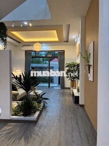 🏡 BÁN NHÀ 2 TẦNG (90m2 ) ĐƯỜNG HOÀNG BÍNH CHÍNH – Trường Sa