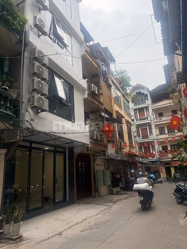 Cần cho thuê nhà làm văn phòng, trung tâm giáo dục,…