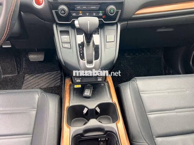 Honda CR-V L 2023 1.5 Turbo, màu trắng, 31.000 km