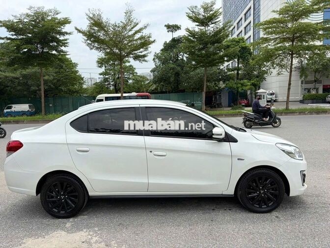 Mitsubishi Attrage 1.2 AT Premium - SX 2019