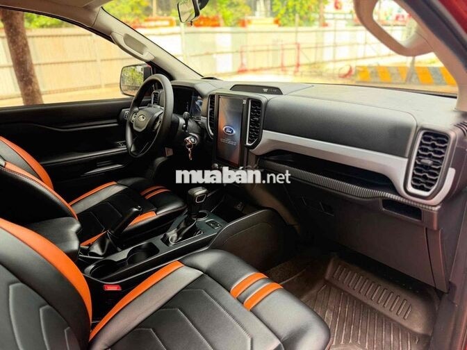 Ford Ranger XLS AT 2 Cầu - TT 165tr Nhận Xe