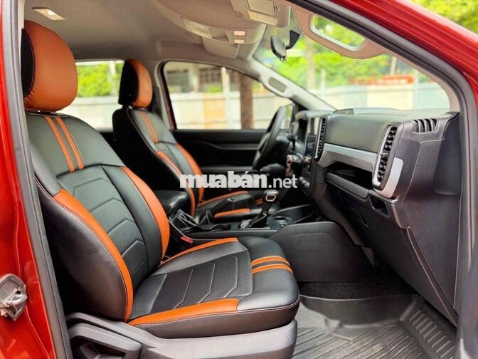 Ford Ranger XLS AT 2 Cầu - TT 165tr Nhận Xe