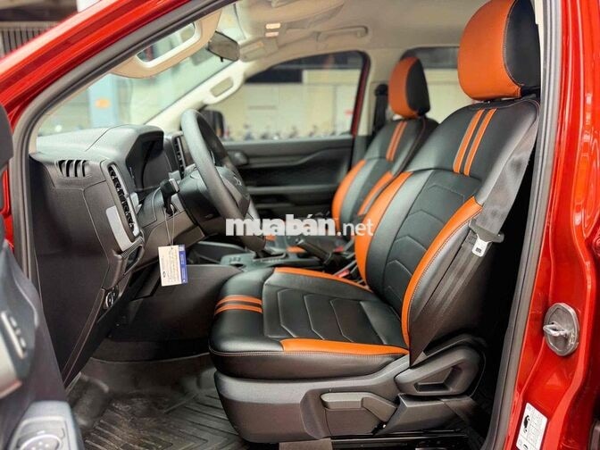 Ford Ranger XLS AT 2 Cầu - TT 165tr Nhận Xe