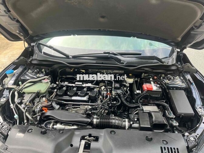 Honda Civic Xanh đen 1.5L turbo 5 chỗ