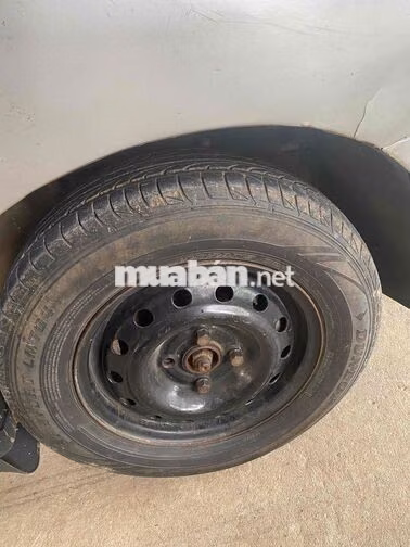 Daewoo Lanos 2004 Bạc 5 chỗ