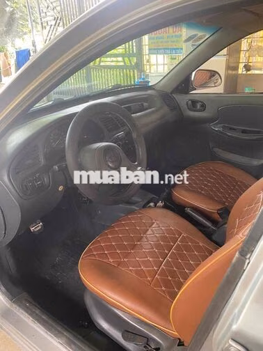 Daewoo Lanos 2004 Bạc 5 chỗ