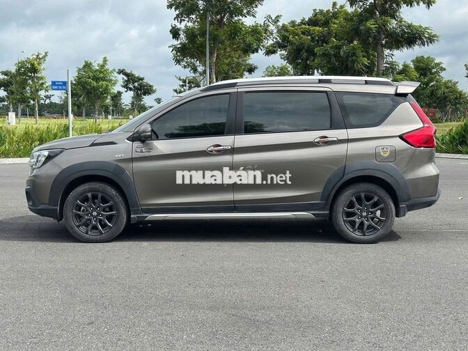 Suzuki XL7 2025 Hybrid Tự động Xám 7 chỗ 51.500 km