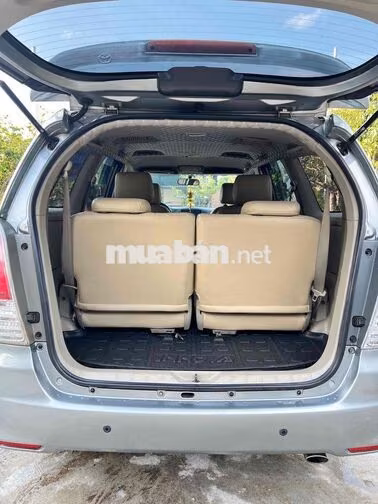Toyota Innova G RS 2011 Bạc 7 chỗ