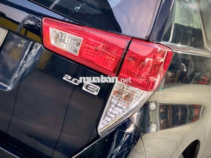 Toyota Innova 2.0E 2021 Đen 65.000 km