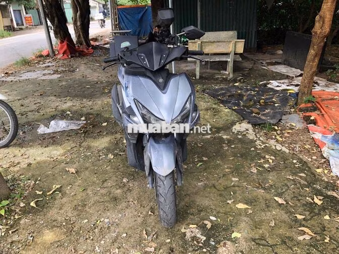 Yamaha NVX Xám 155c