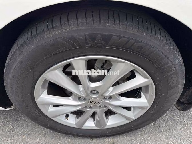 Kia Sedona 2019 Full Trắng camay 10 vạn