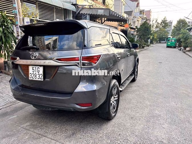 Toyota Fortuner Dầu Số sàn cuối 2017