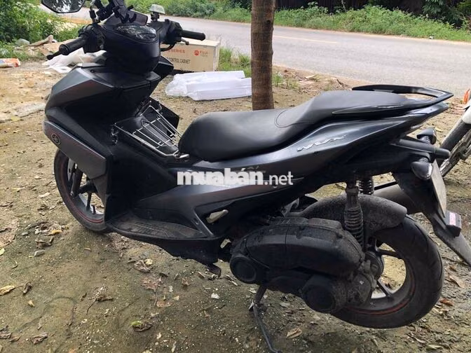 Yamaha NVX Xám 155c