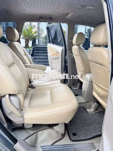 Toyota Innova G RS 2011 Bạc 7 chỗ
