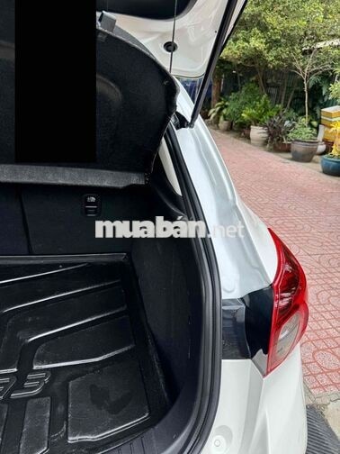 Mazda Mazda 3 5 cửa 2017 đăng ký 2018Trắng 81100km