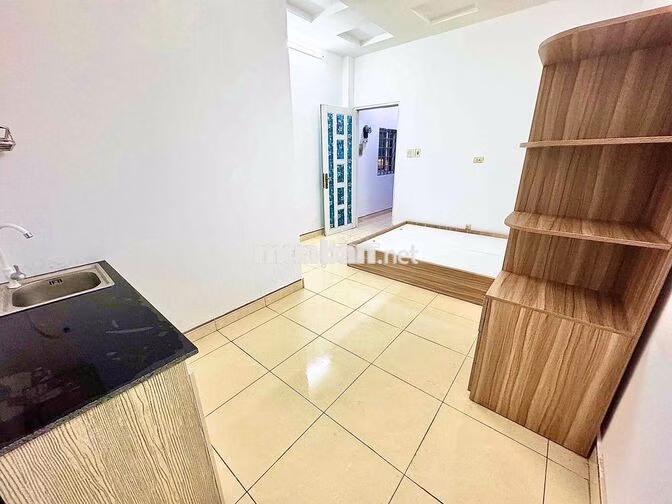 phòng trọ ngay ngã tư bốn xã ( lê văn quới )