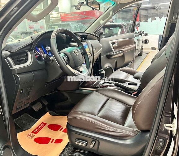 Bán Fortuner 2.7V Máy Xăng - Tự Động - Đời 2017