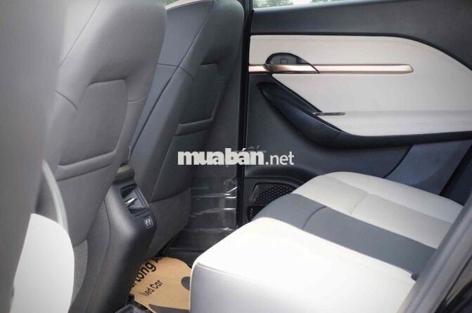 VinFast VF6 Plus 2026 Đen 12.000 km