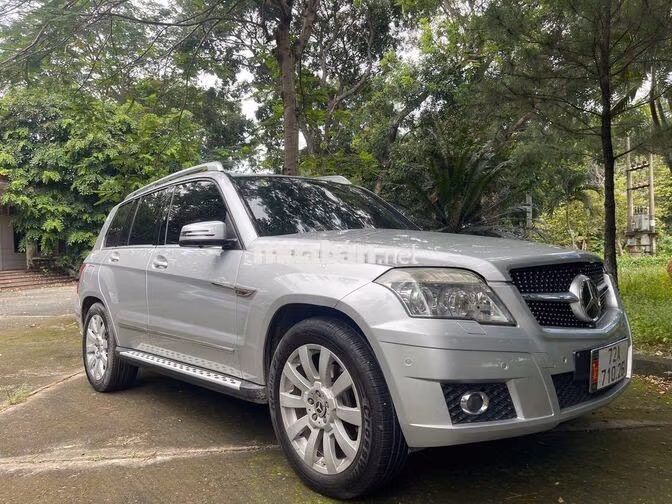 Mercedes-Benz GLK 2010 Bạc