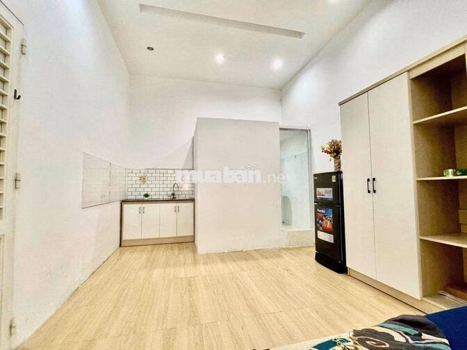 🔥 STUDIO 40M² CỬA SỔ TRỜI SIÊU THOÁNG – GẦN HÀNG XANH, QUẬN 1