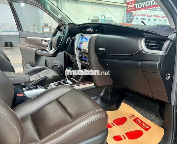Bán Fortuner 2.7V Máy Xăng - Tự Động - Đời 2017